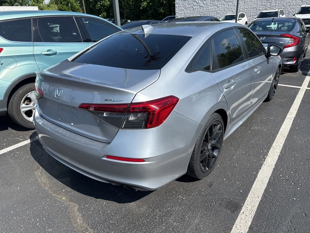 Used 2022  Honda Sport image 5