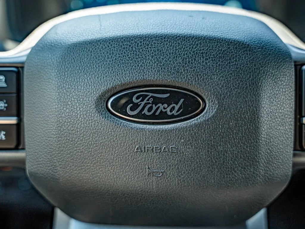Used 2024 Agate Black Metallic Ford Lariat image 24
