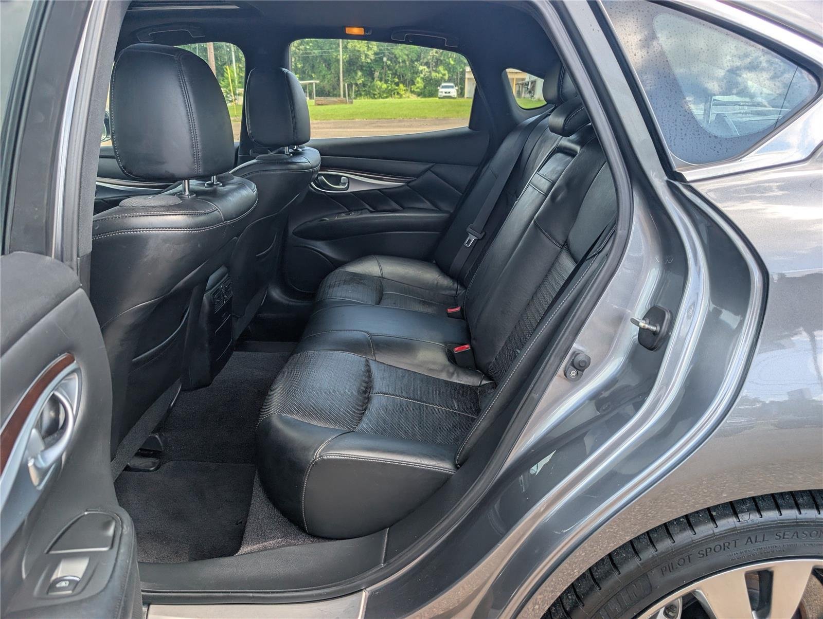 Used 2019 Graphite Shadow INFINITI 3.7 LUXE image 32
