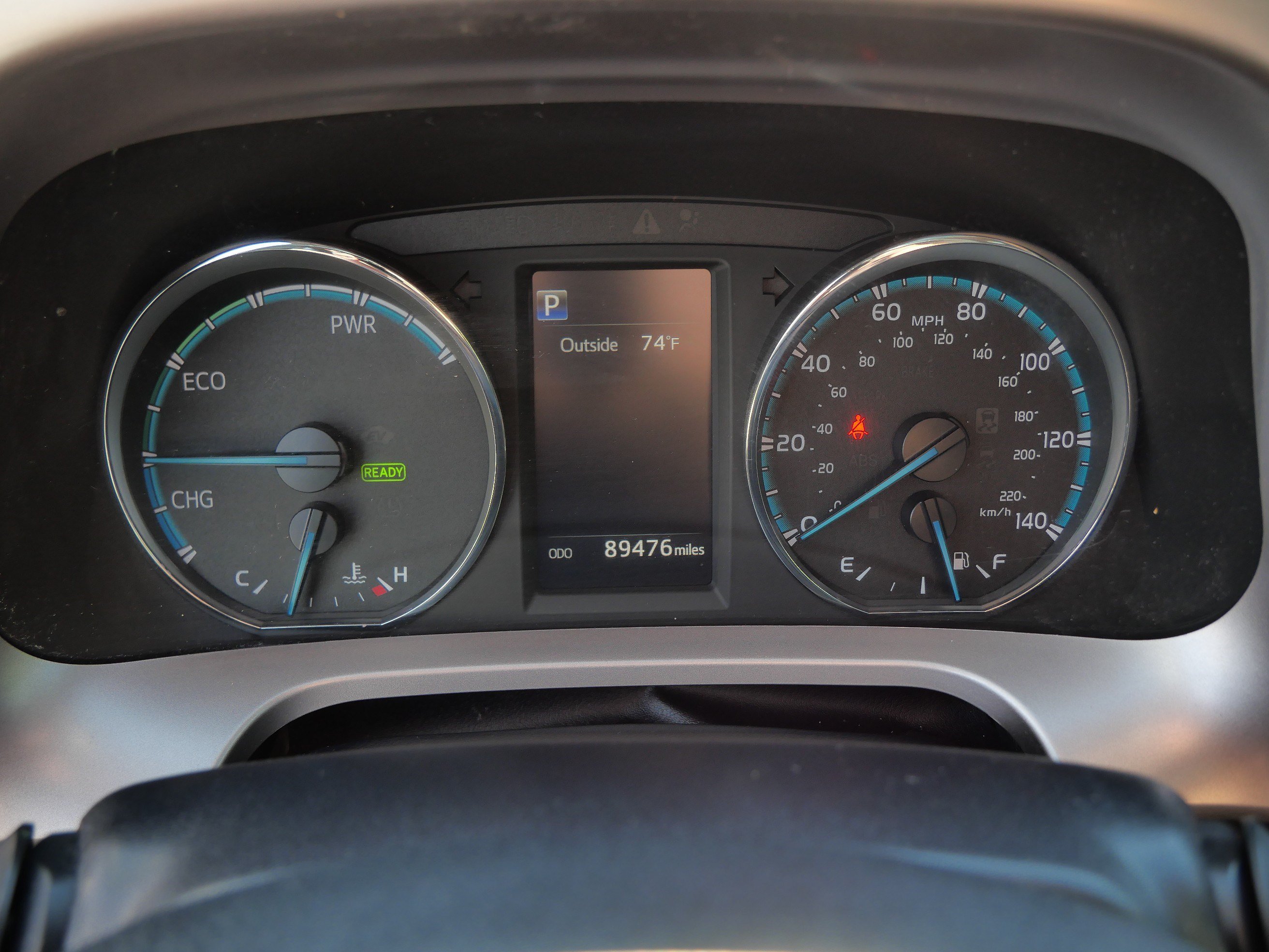 Certified Used 2018 Super White Toyota Hybrid XLE image 21