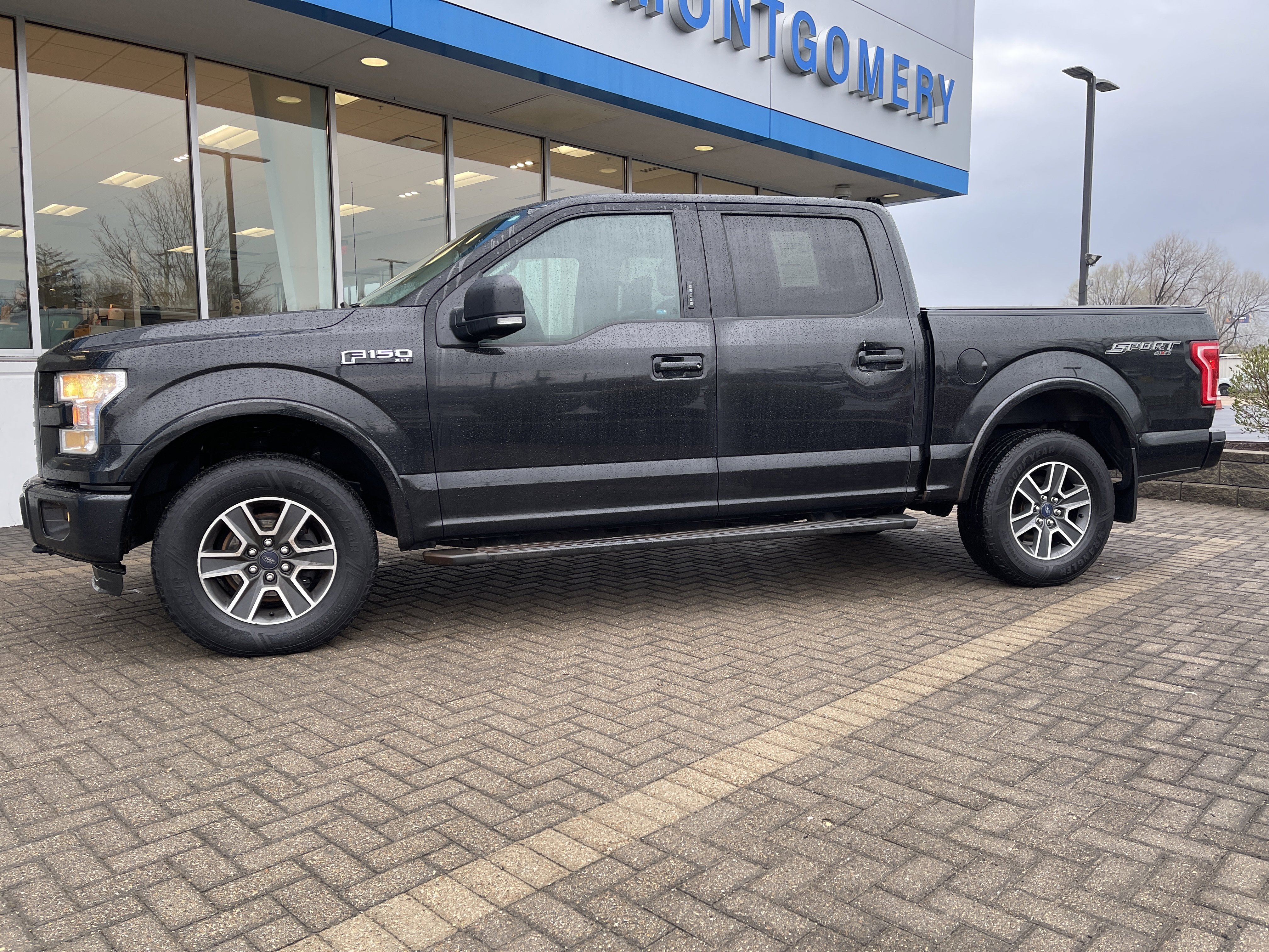 Used 2015 Ford F-150 XLT with VIN 1FTEW1EF6FFB89766 for sale in Peoria, IL