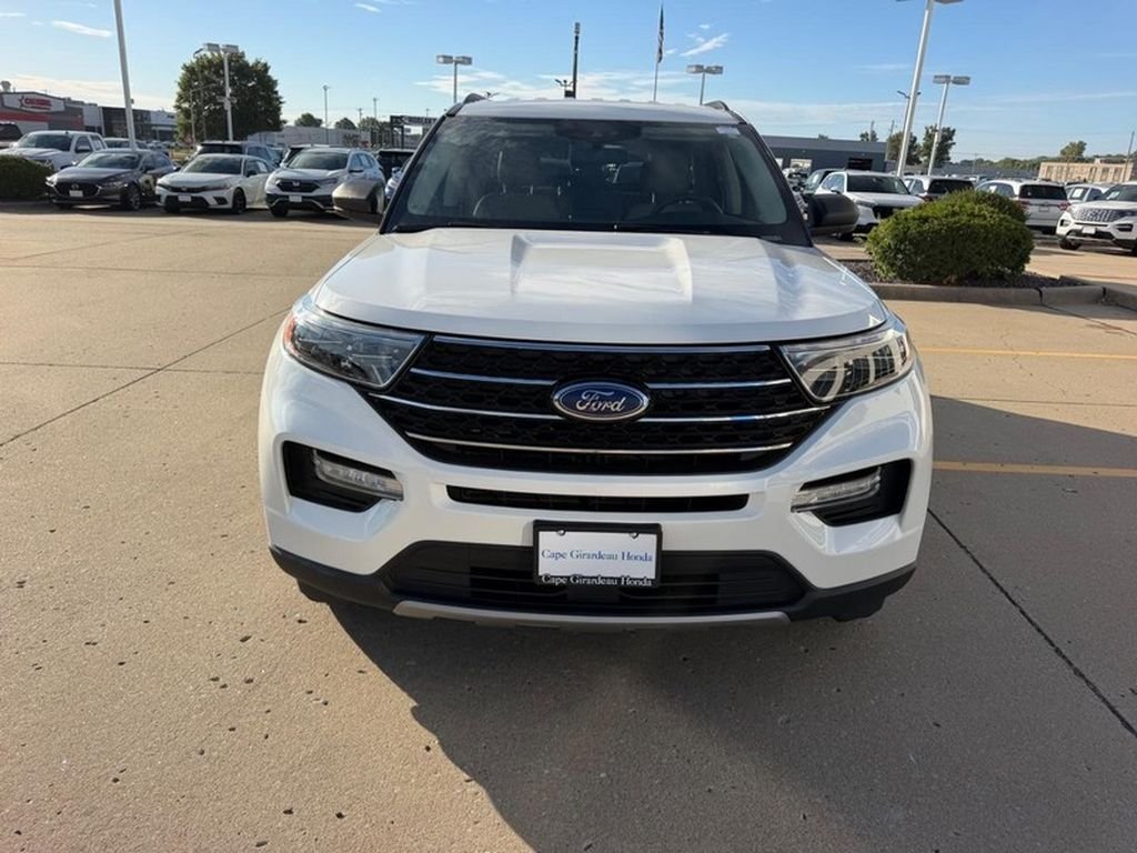 Used 2020 Star White Metallic Tri-Coat Ford XLT image 8