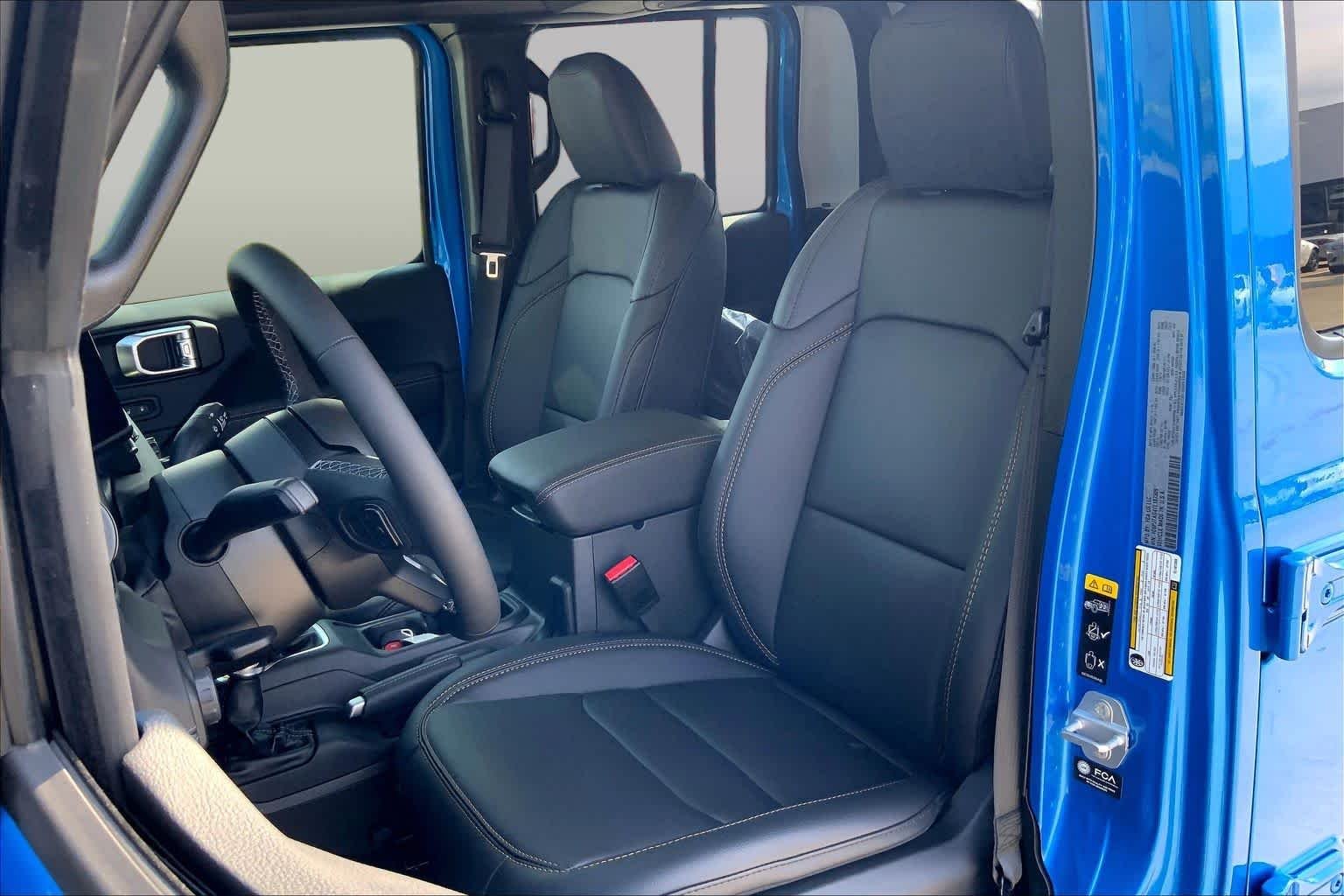 New 2026 Hydro Blue Pearl-Coat Exterior Paint Jeep Texas Trail image 9