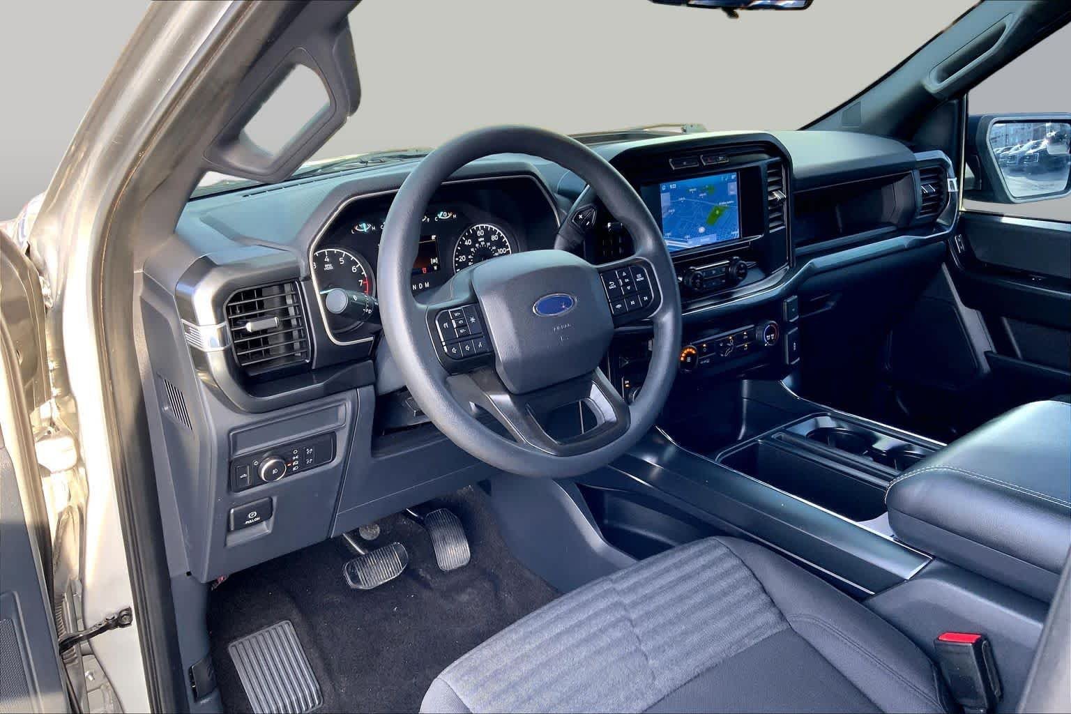 Used 2022 Iconic Silver Metallic Ford XL image 16