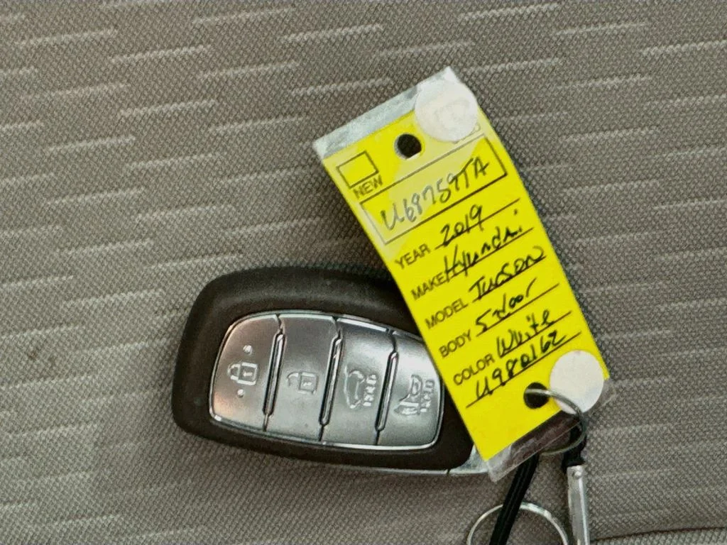 Used 2019 White Hyundai Value image 35