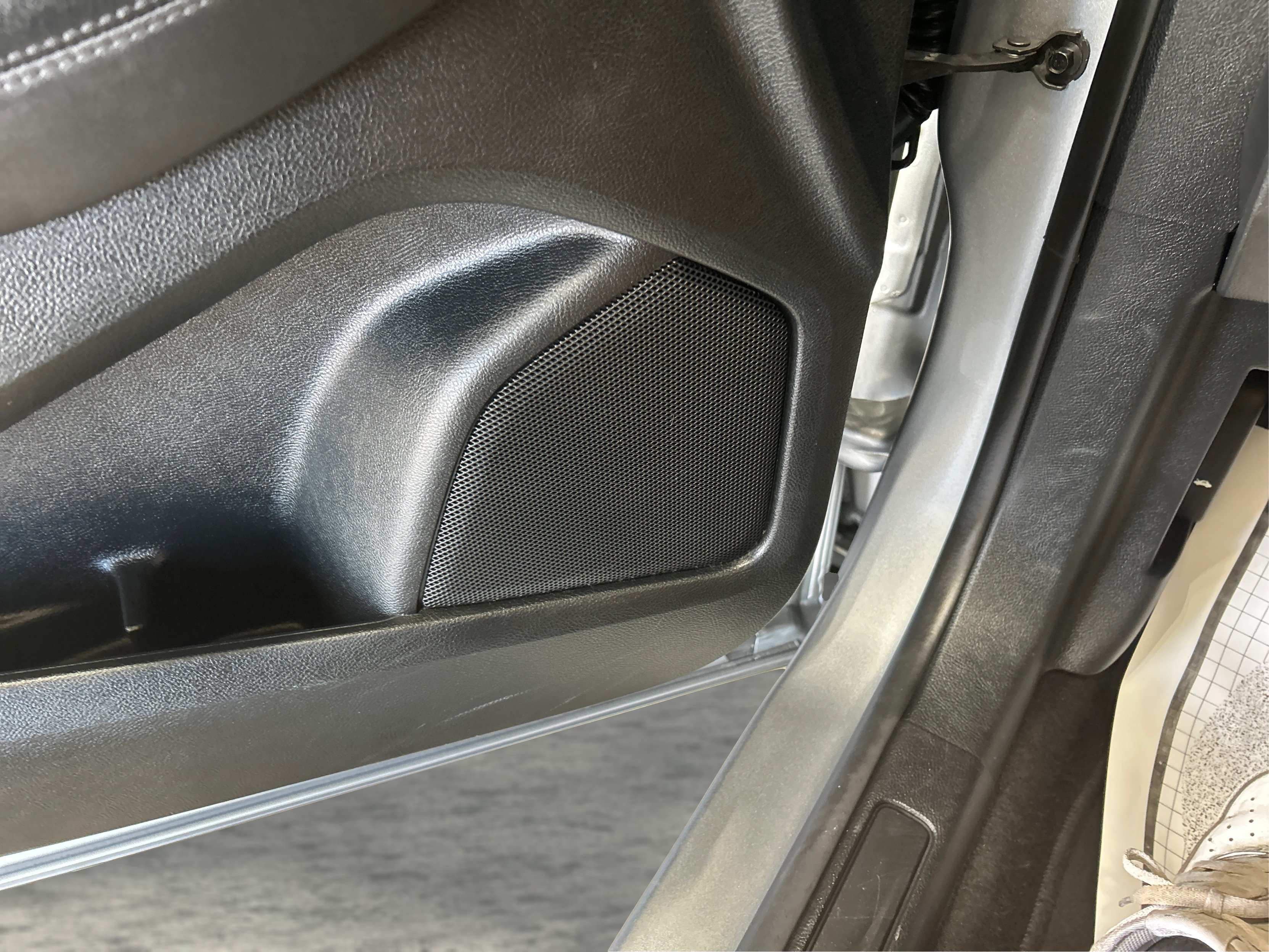 Used 2024 Silver Ford SEL image 28