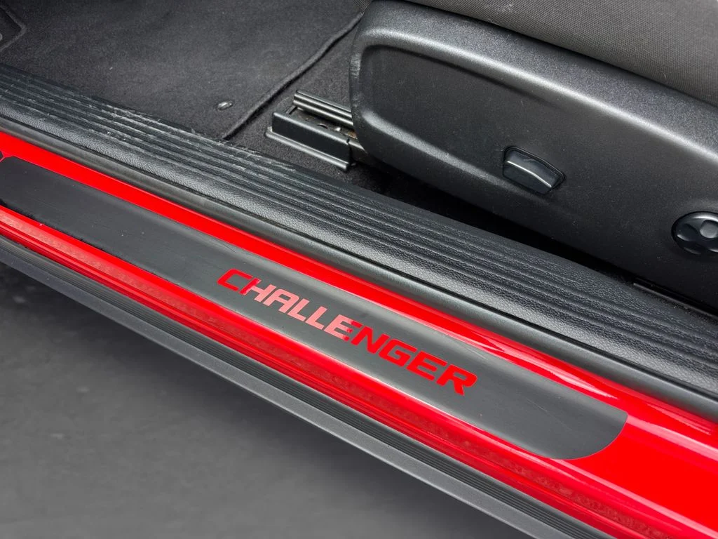 Used 2020 Red Dodge SXT image 35