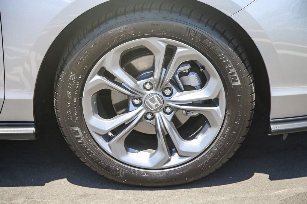 Certified Used 2024 Solar Silver Metallic Honda 1.5T EX image 10