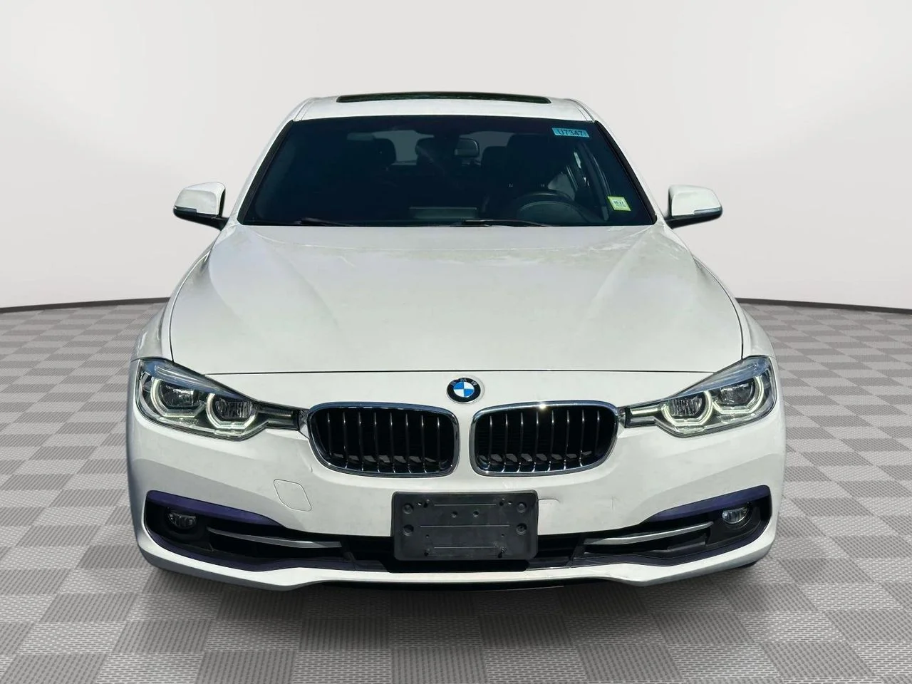 Used 2016 Alpine White BMW xDrive image 8