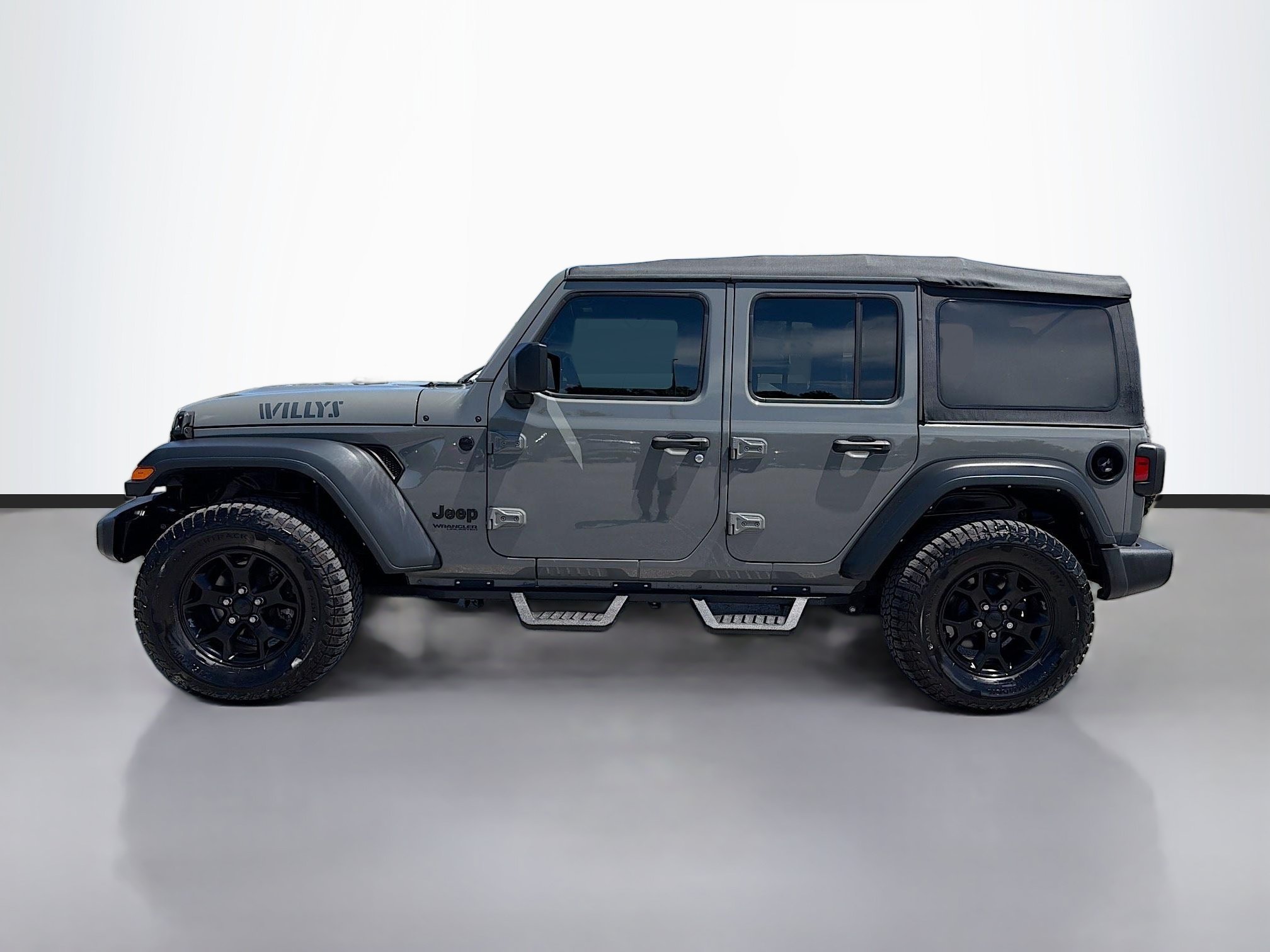 Used 2021 Sting-Gray Clearcoat Jeep Unlimited Willys Sport image 2