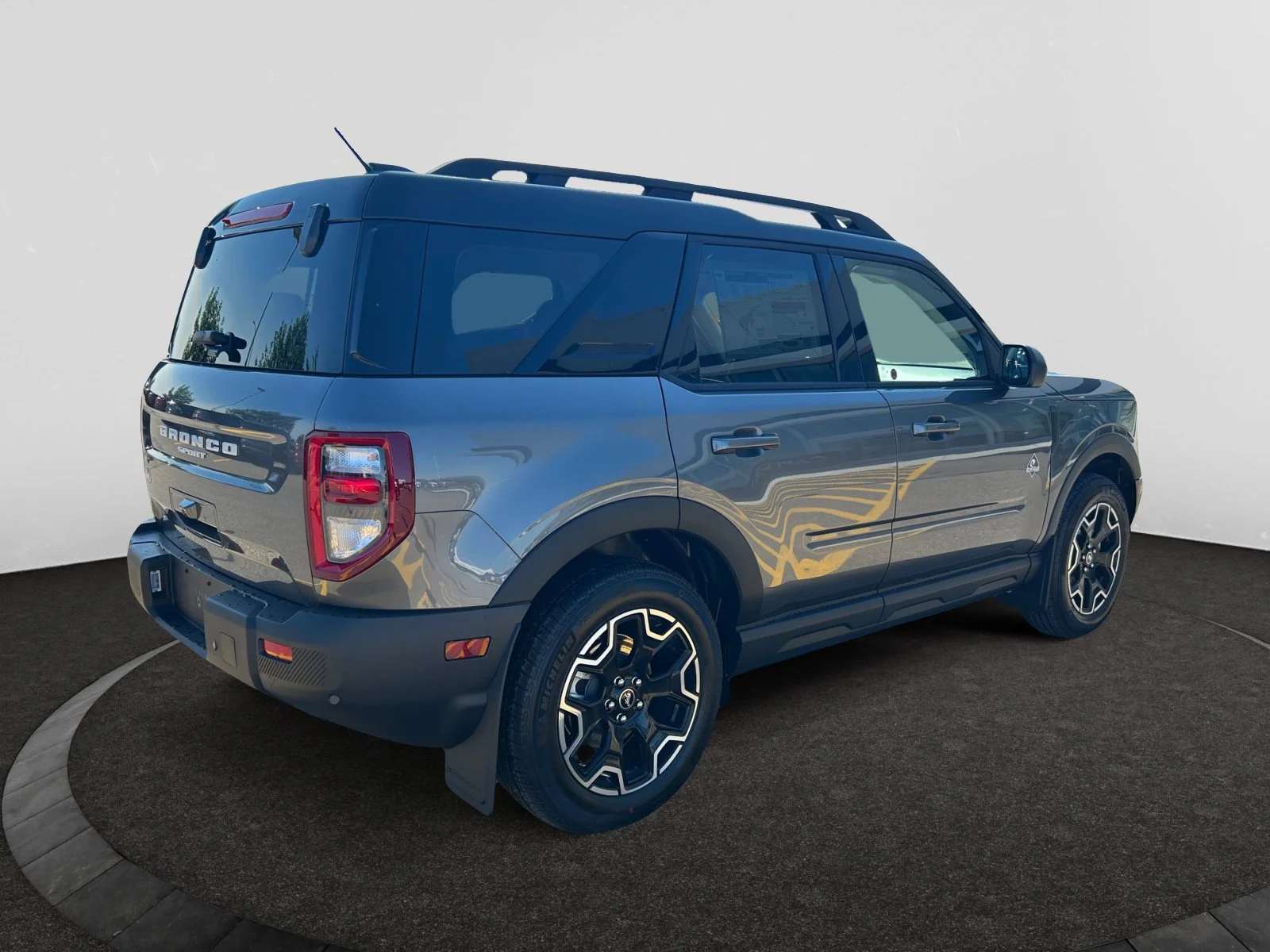 New 2026 Carbonized Grey Metallic Ford Outer Banks image 5