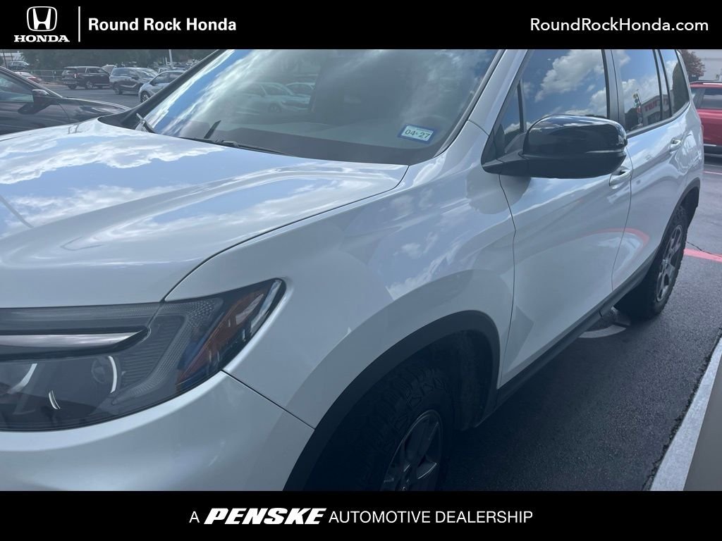 2024 Honda Passport 3.5 TrailSport 4WD Auto's photo
