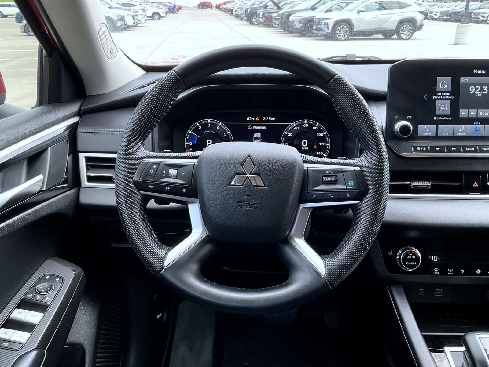 Used 2023 Red Mitsubishi SE image 11