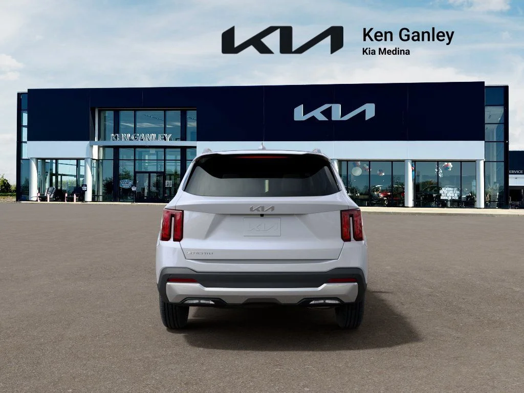 New 2026 Glacial White Pearl Kia S image 5