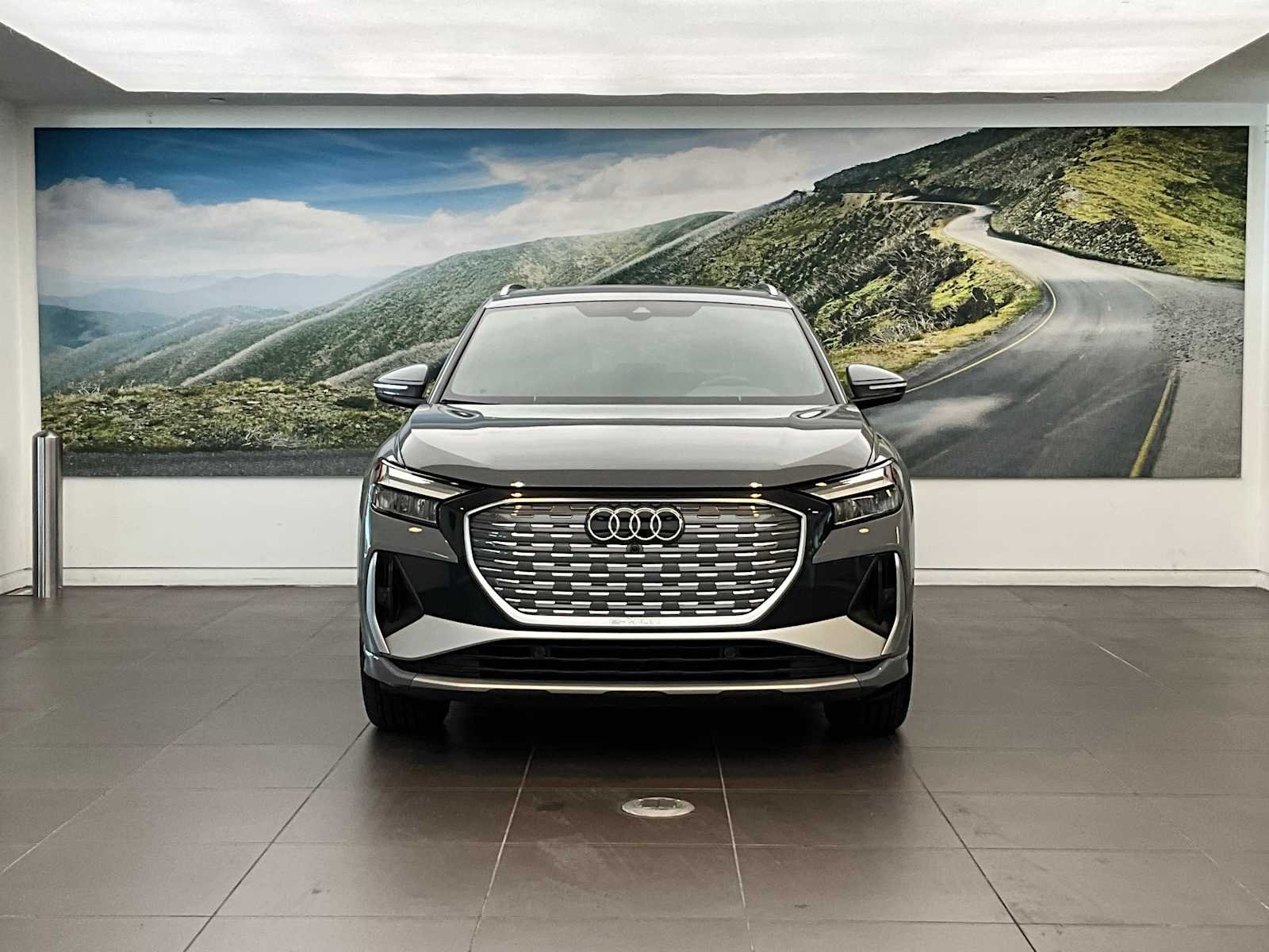 Used 2024 Pebble Gray Audi Premium image 4