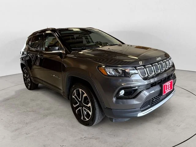 Used 2022 Gray Jeep Limited image 7