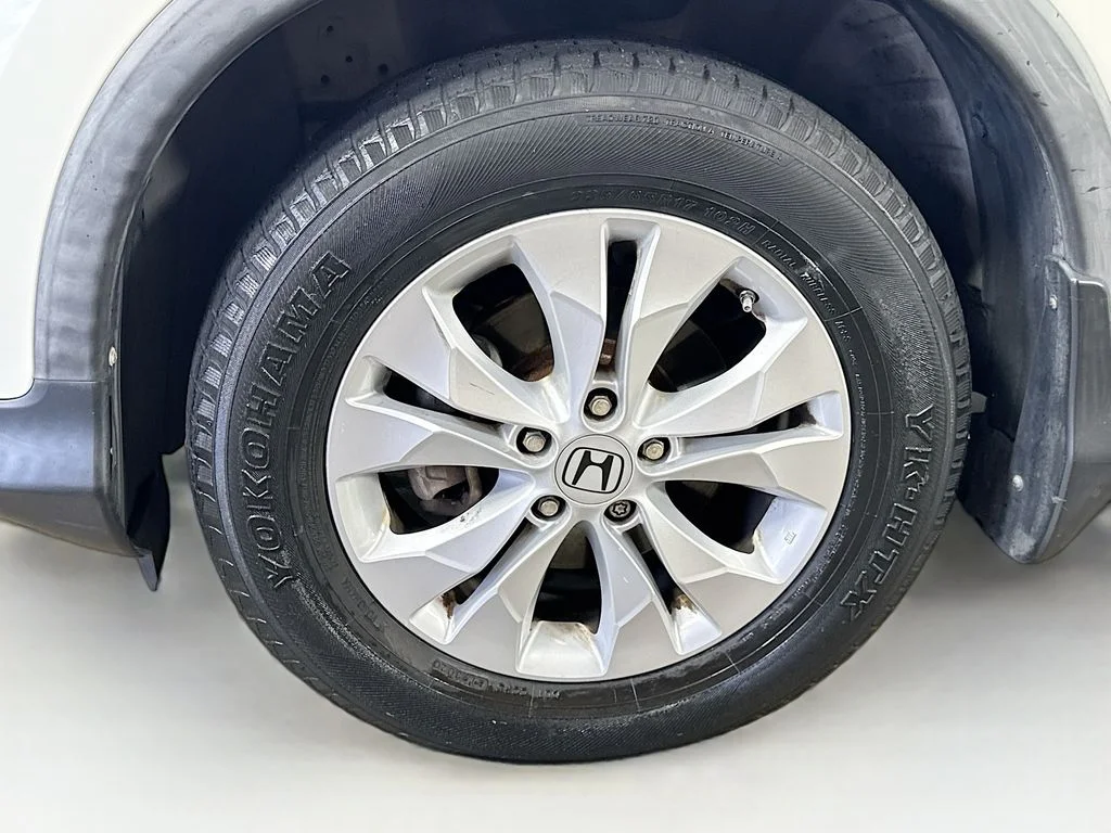 Used 2012 White Honda EX-L image 38