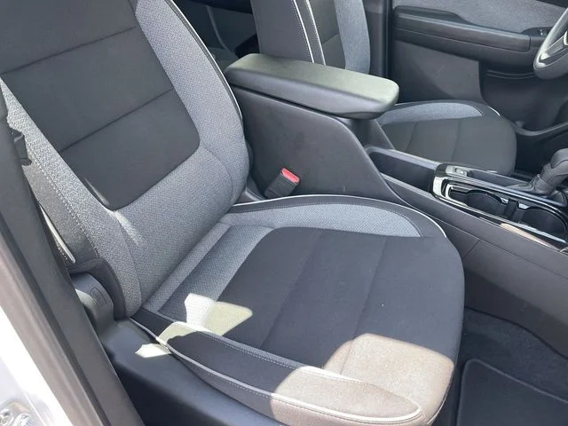 Used 2026 White Chevrolet LS image 23