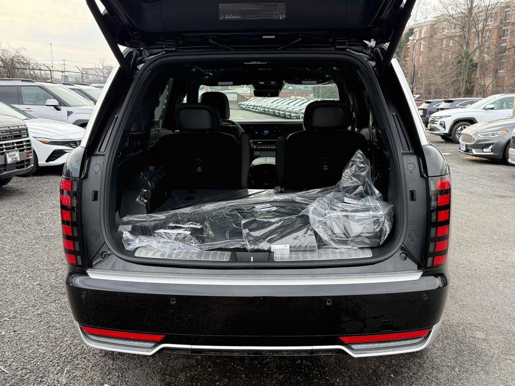 New 2026 Abyss Black Pearl Hyundai Calligraphy AWD image 32