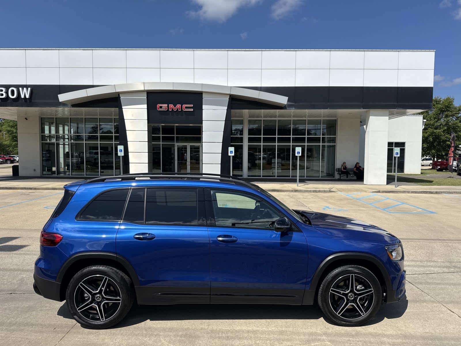 2025 Mercedes-Benz GLB GLB 250's photo