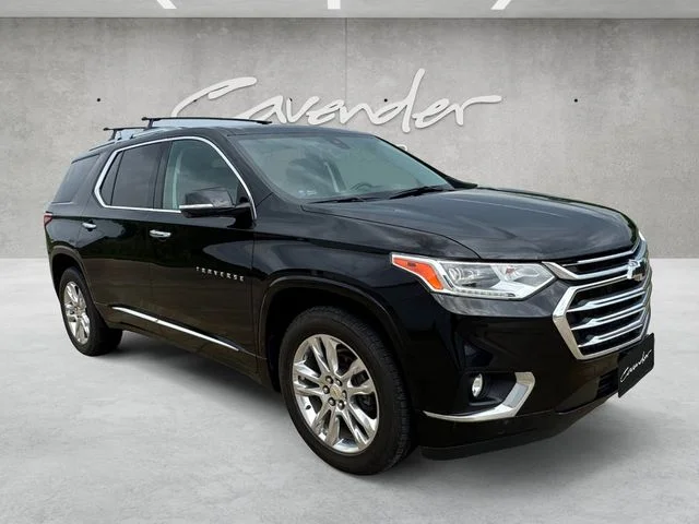 Used 2020 Black Chevrolet High Country image 2