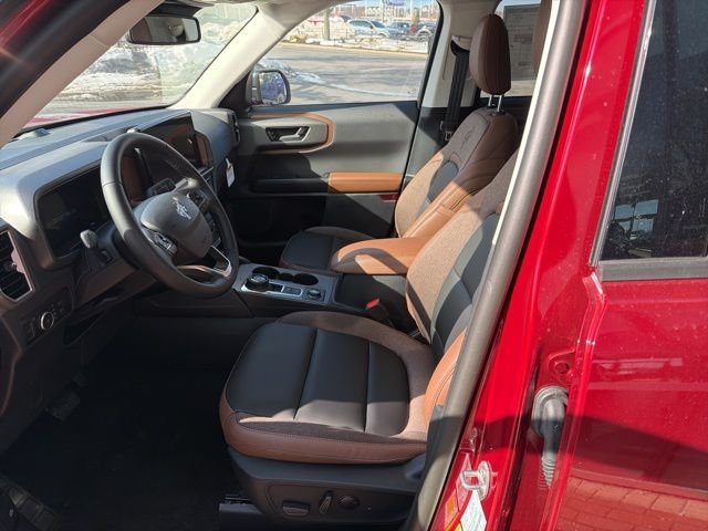 New 2025 Ruby Red Metallic Tinted Clearcoat Ford Outer Banks® image 10