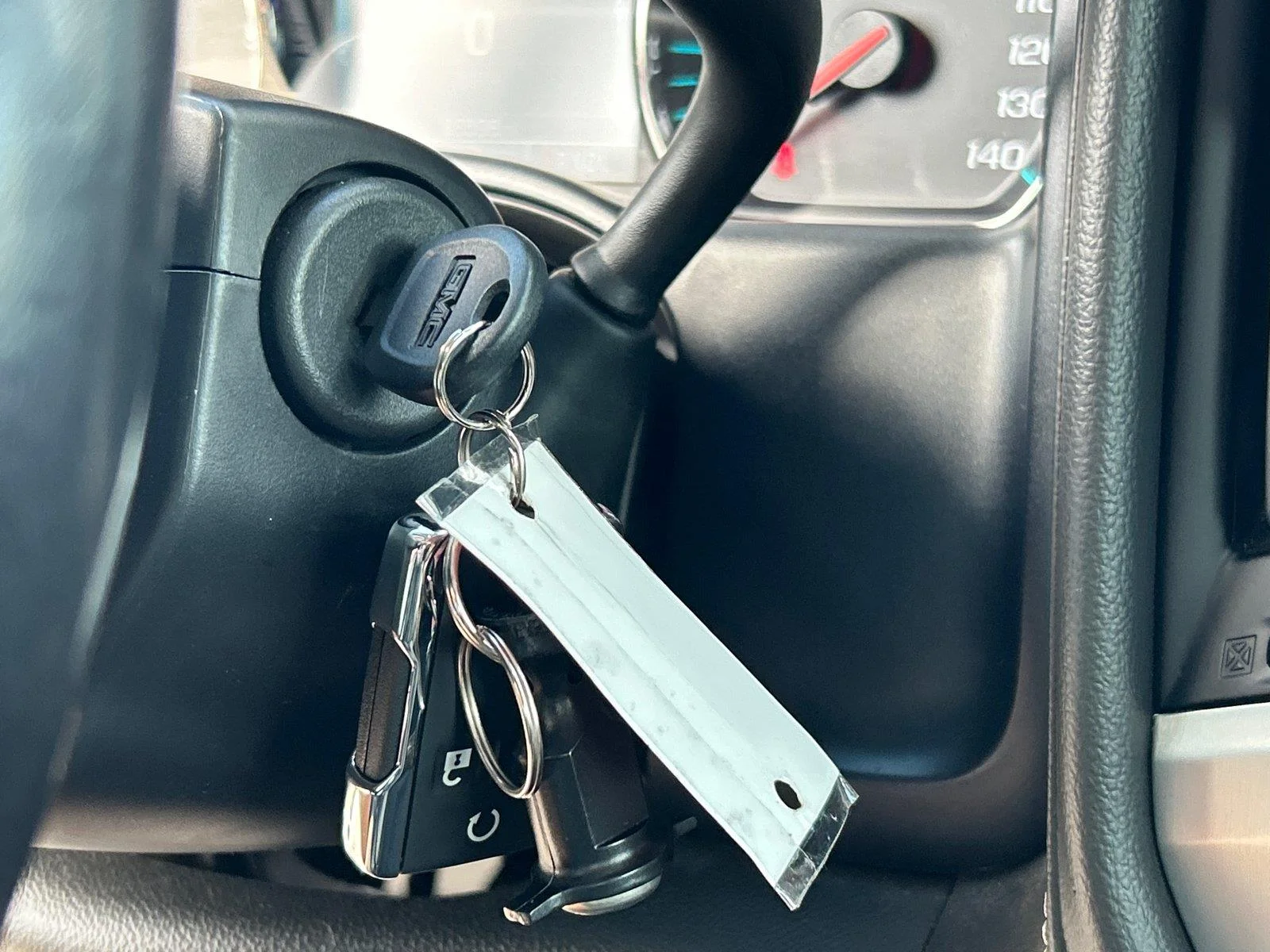 Used 2018 ONYX BLACK GMC SLT image 23