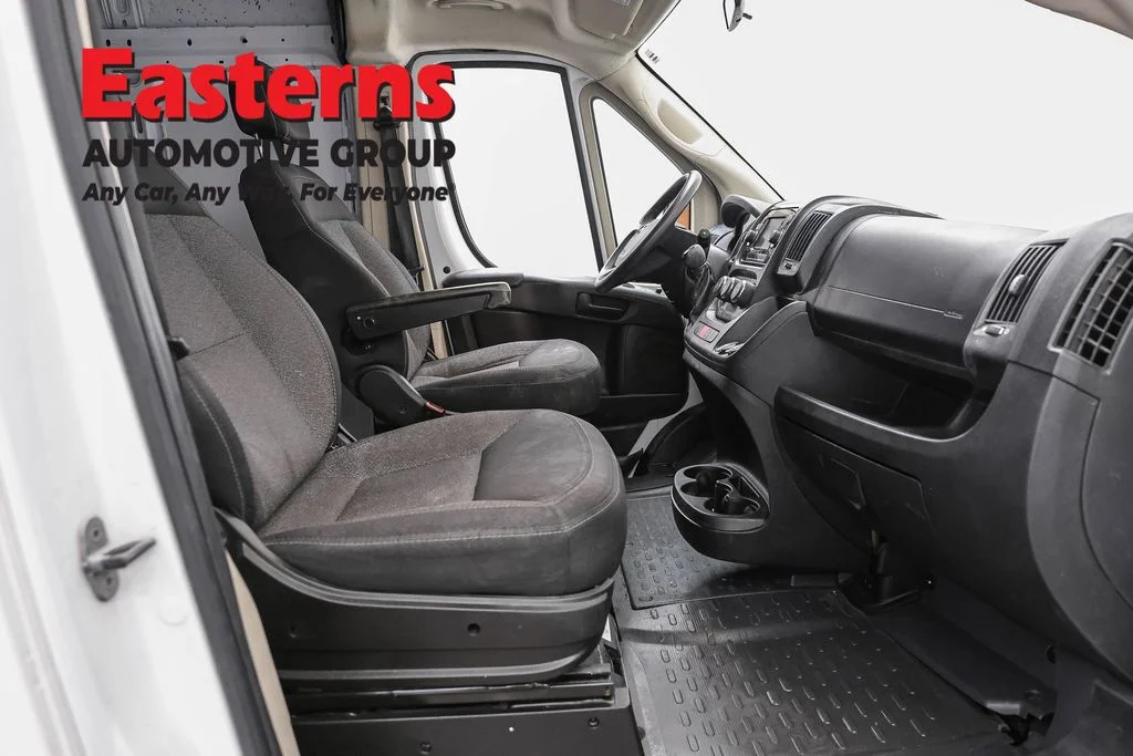 Used 2021 White Ram High Roof image 22