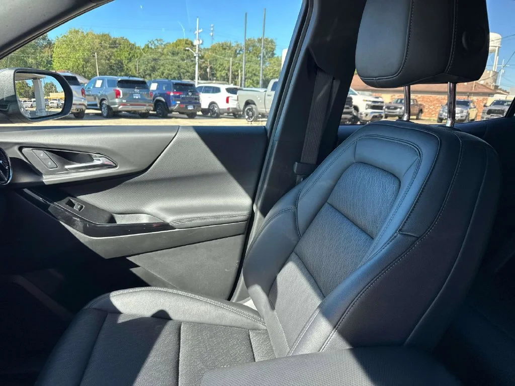 Used 2026 Gray Chevrolet LT image 33
