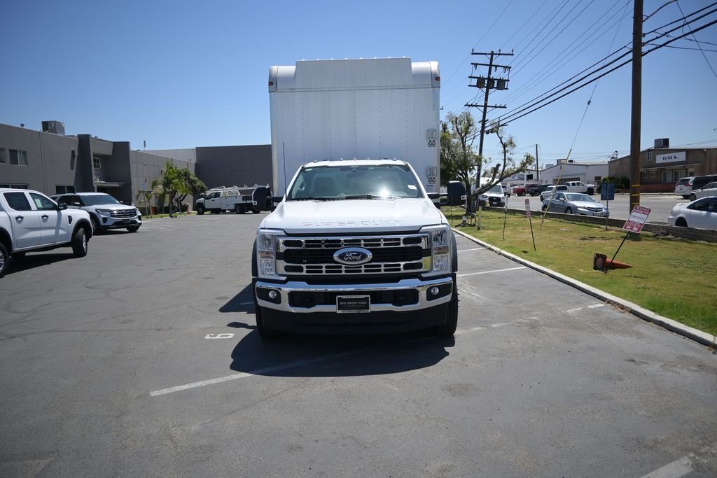 New 2026 Oxford White Ford XL image 3