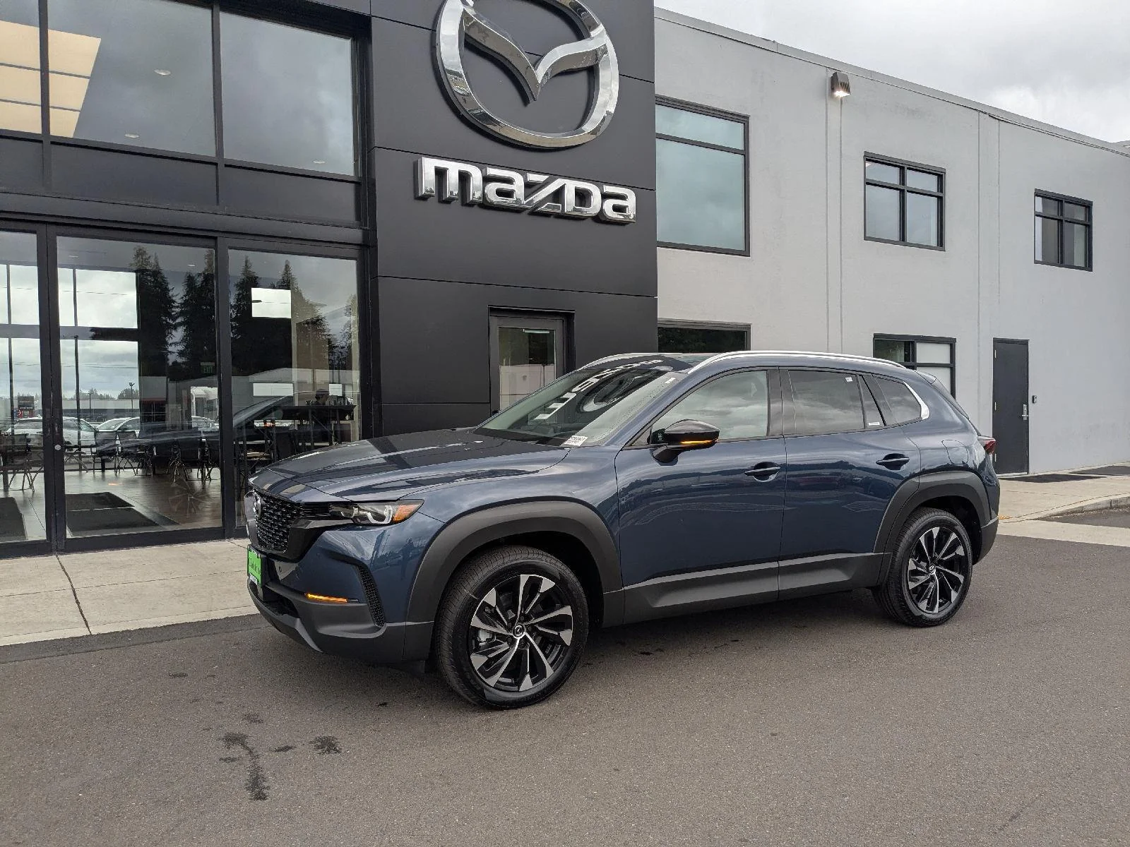2026 Mazda CX-50 2.5 Hybrid Premium Plus's photo