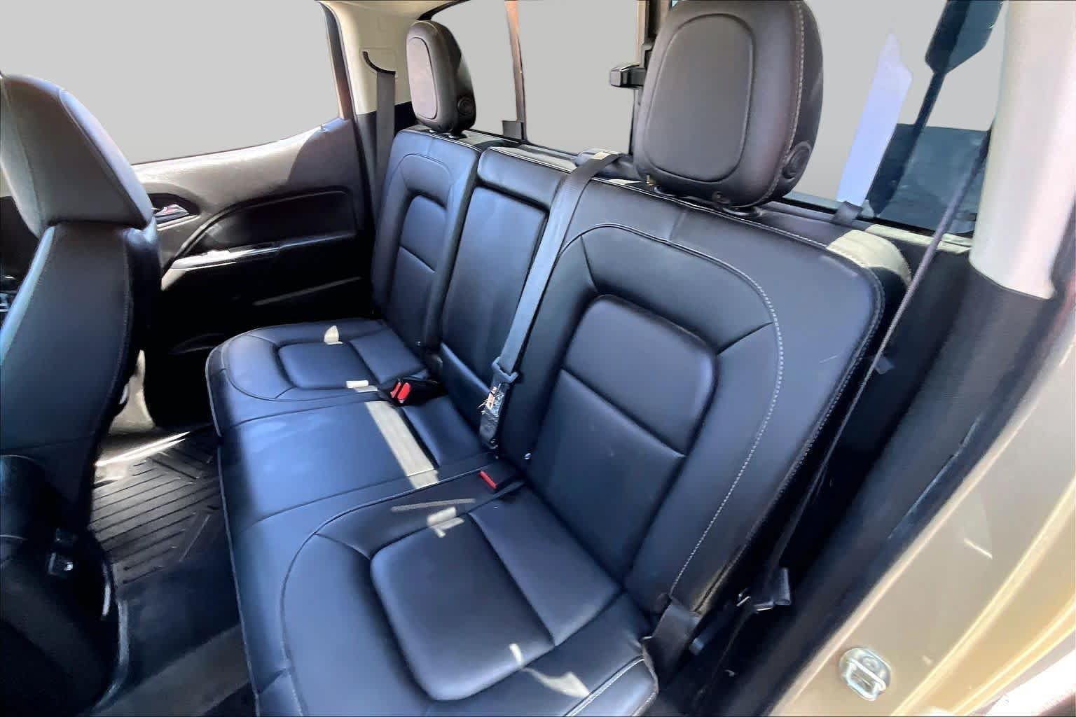 Used 2021 Sand Dune Metallic Chevrolet 4WD ZR2 image 18