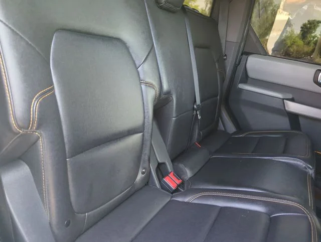 Used 2021 Green Ford Badlands image 24