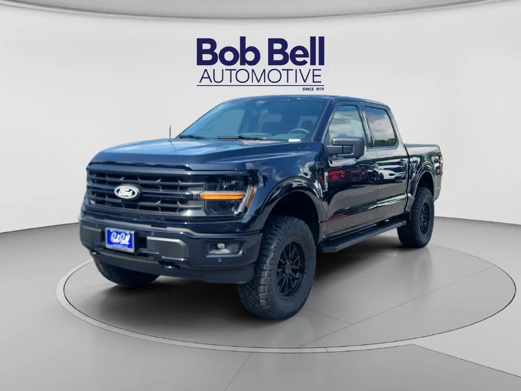 New 2026 Blue Ford XLT image 3