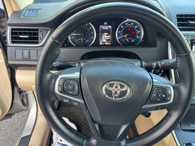 Used 2016 Creme Brulee Toyota LE image 20