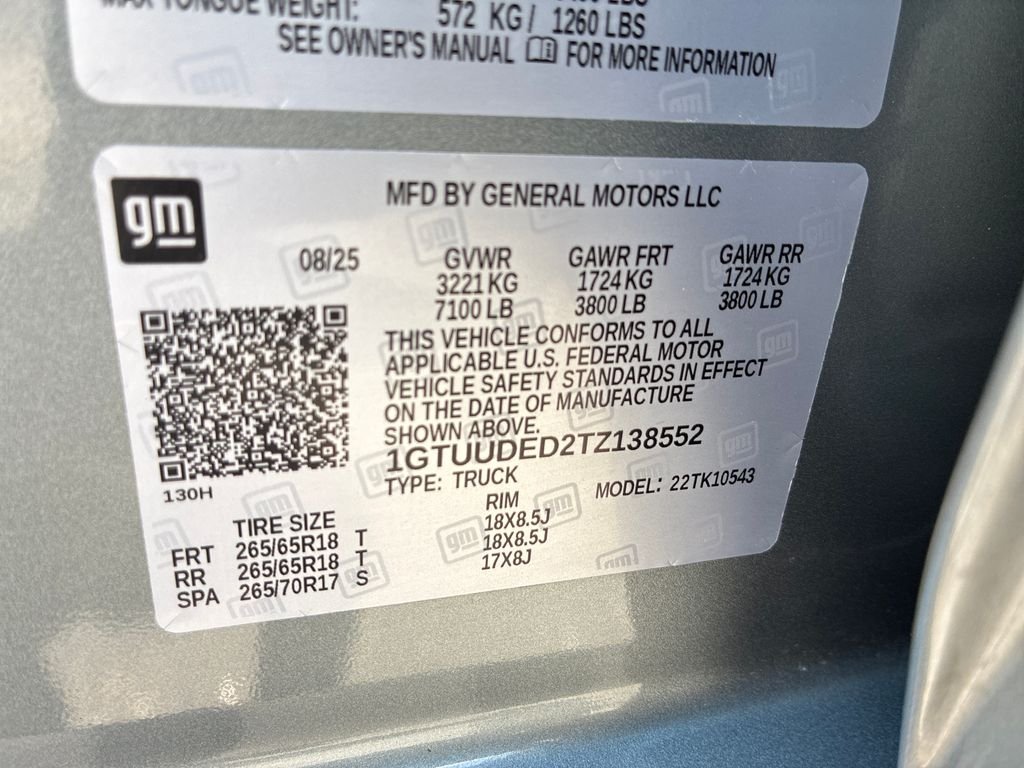 Used 2026 Silver GMC SLT image 30