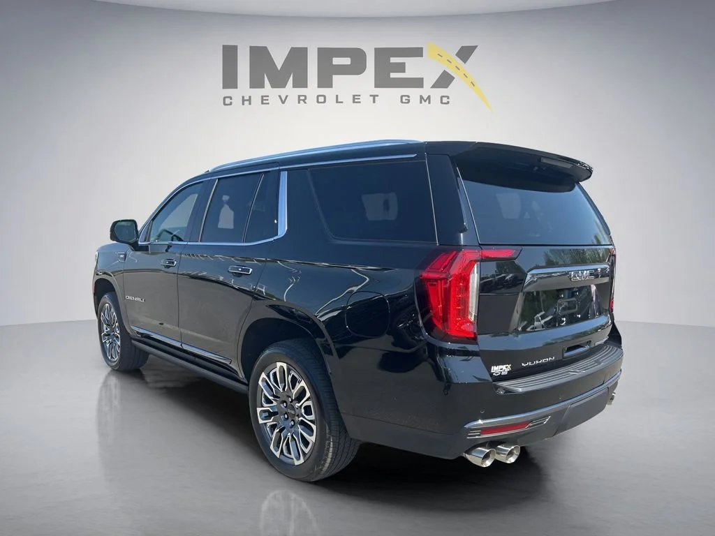 Used 2023 Black GMC Denali Ultimate image 3