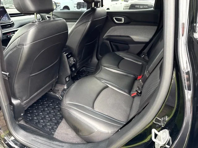 Used 2023 Black Jeep Latitude image 21