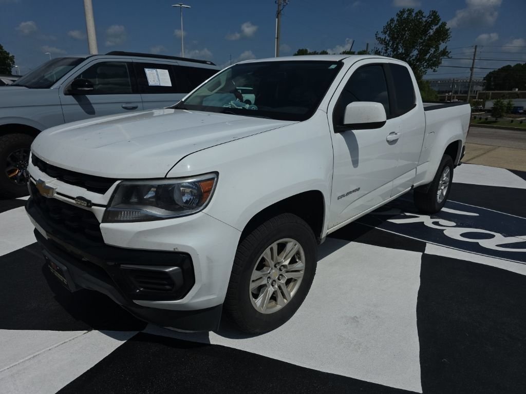 Used 2021 White Chevrolet LT image 2