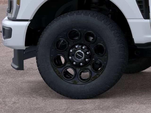 New 2026 White Metallic Ford Lariat image 19