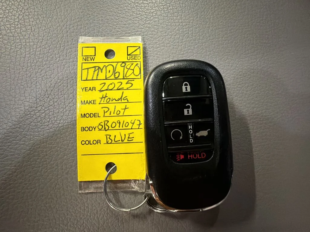 Used 2025 Blue Honda Touring image 36