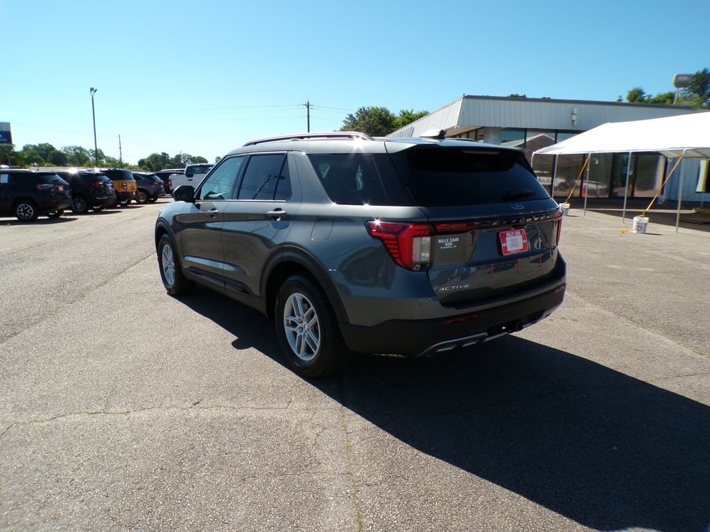 New 2026 Carbonized Gray Metallic Ford Active image 5