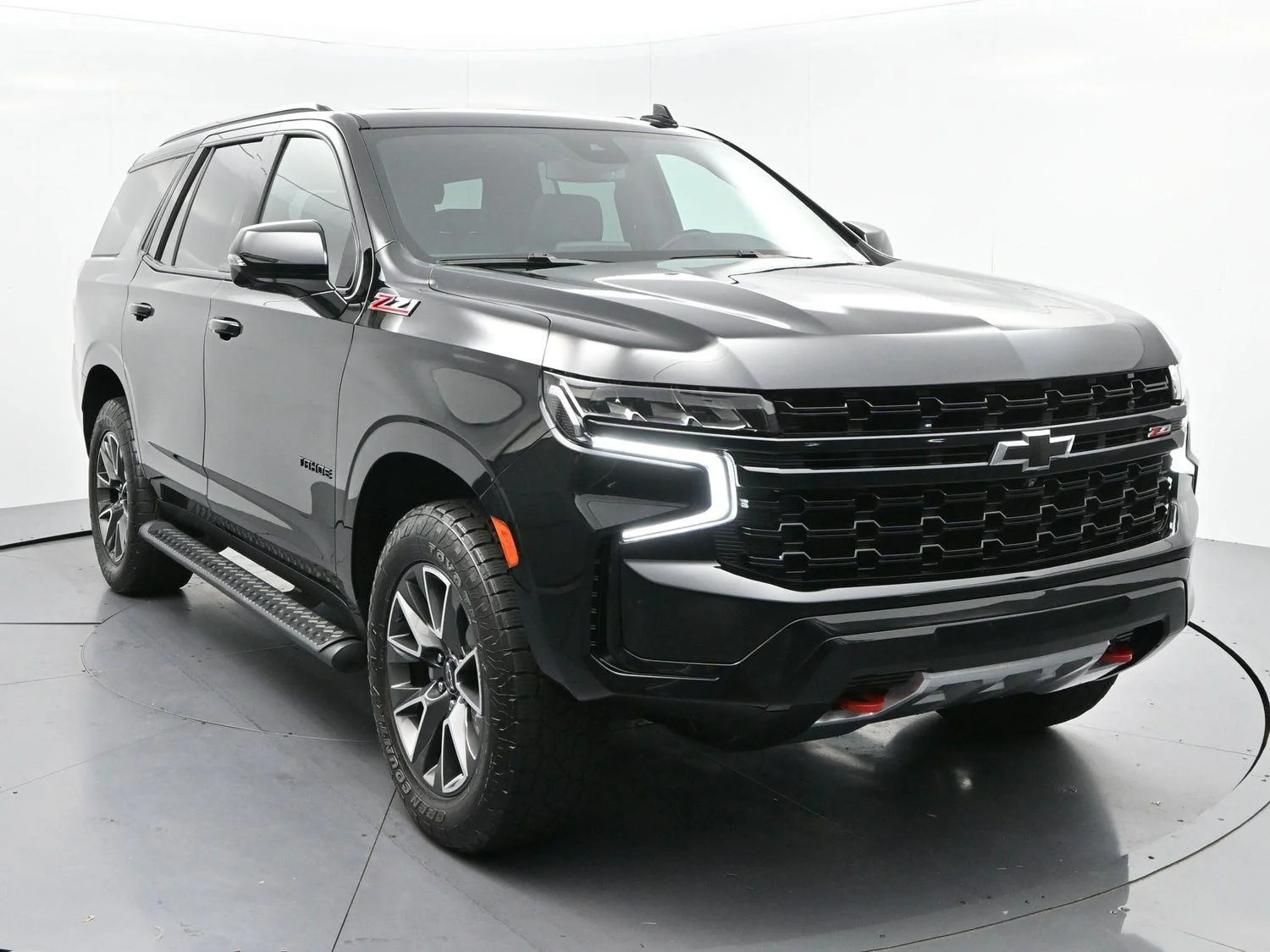Used 2023 Black Chevrolet Z71 image 2