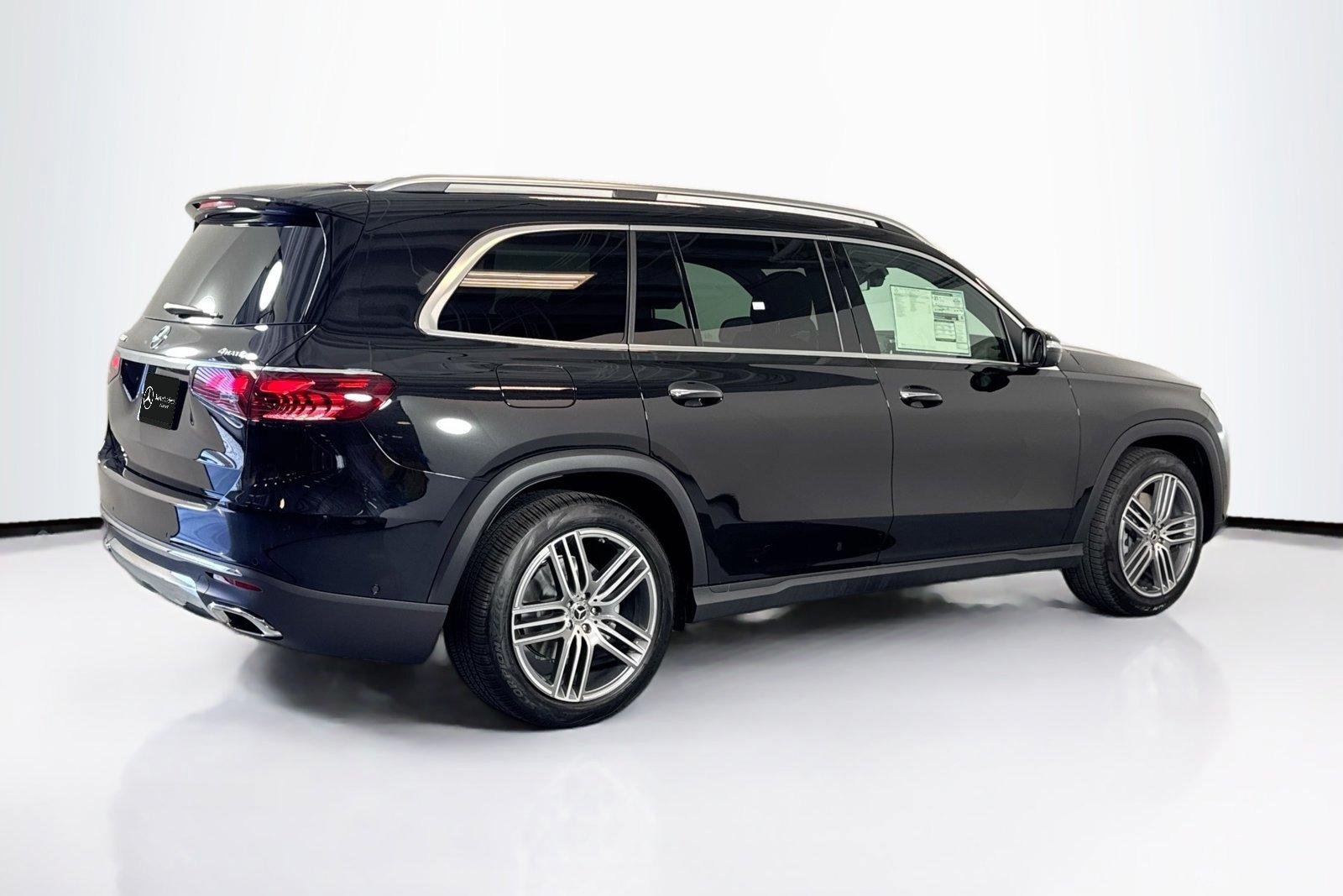 New 2026 Obsidian Black Metallic Mercedes-Benz GLS 450 image 5
