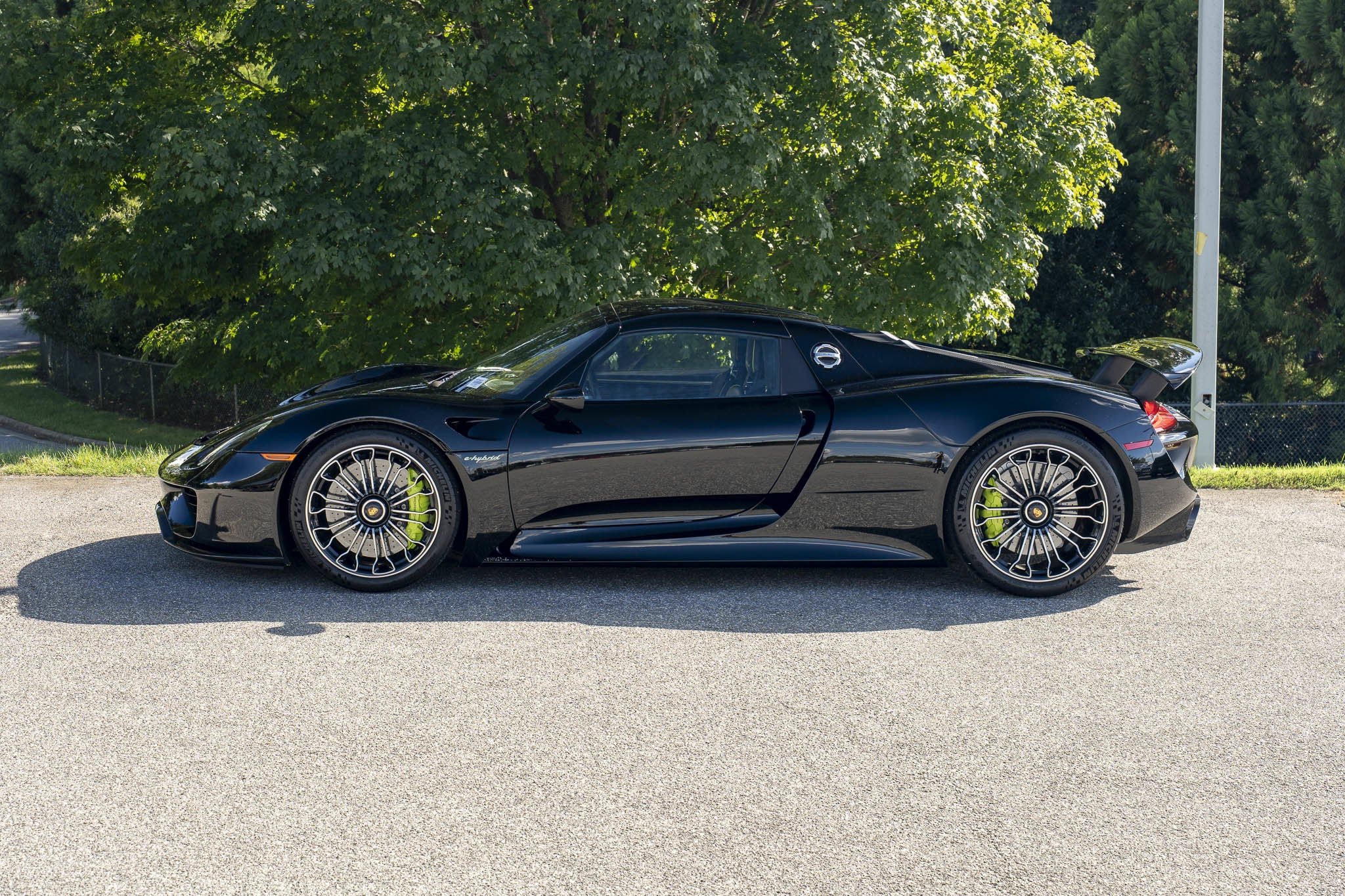Used 2015 Black Porsche  image 2