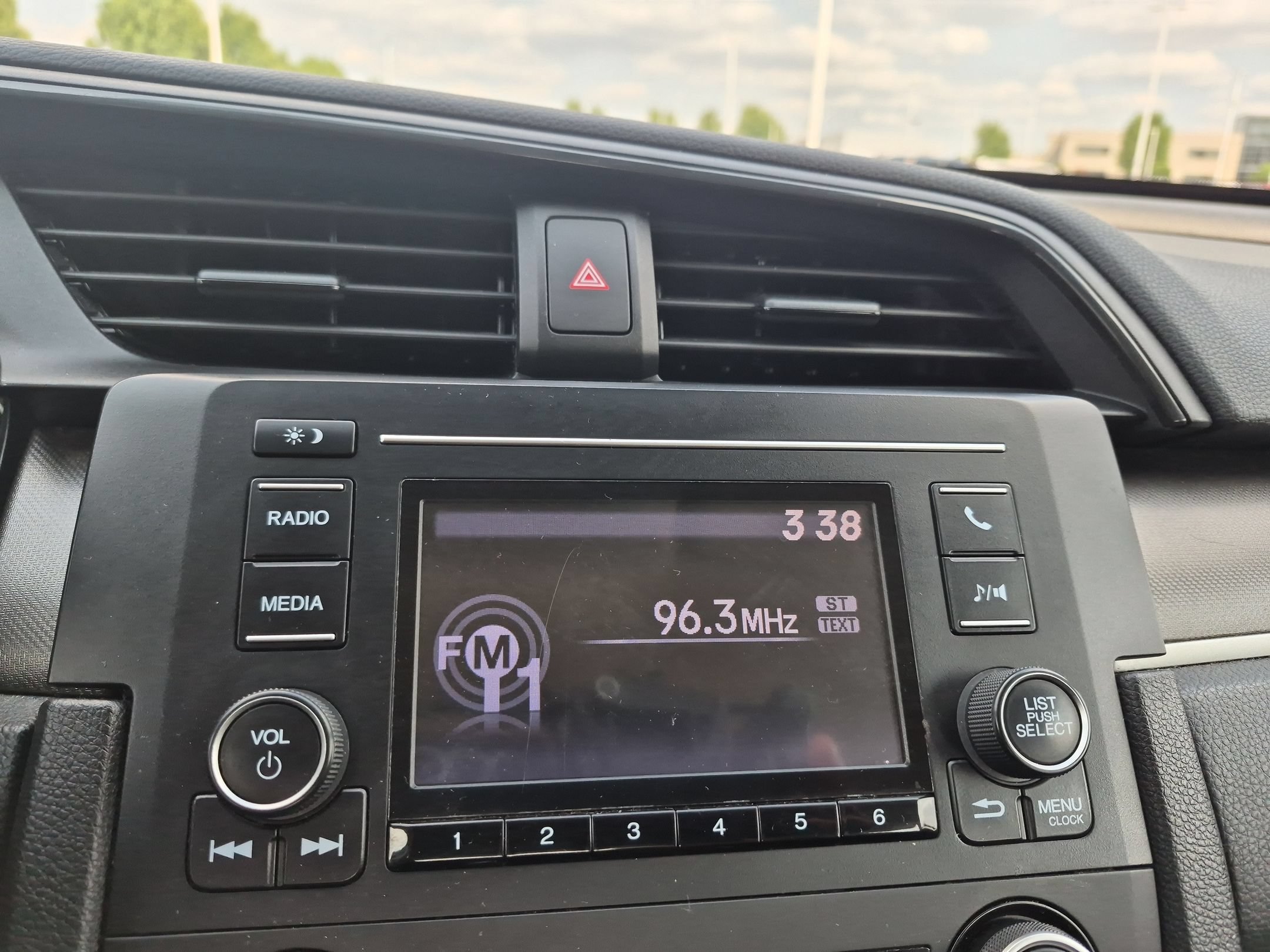 Used 2019 Crystal Black Pearl Honda LX Sedan image 16