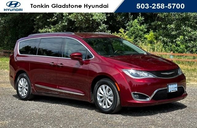 2017 Chrysler Pacifica Touring L
