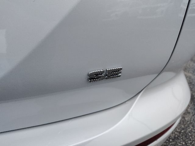 New 2026 White Mitsubishi SE image 38