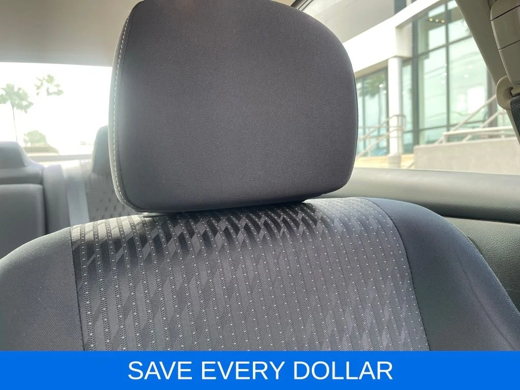 Used 2016 Gray Nissan 2.5 SV image 19