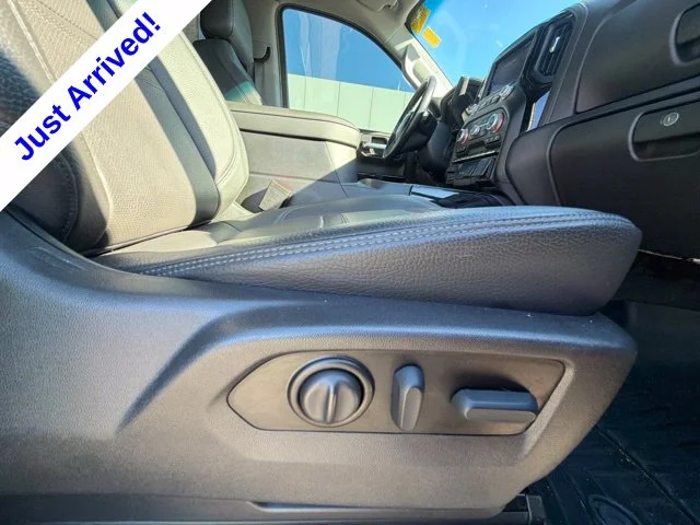 Used 2022 Gray GMC Denali image 30